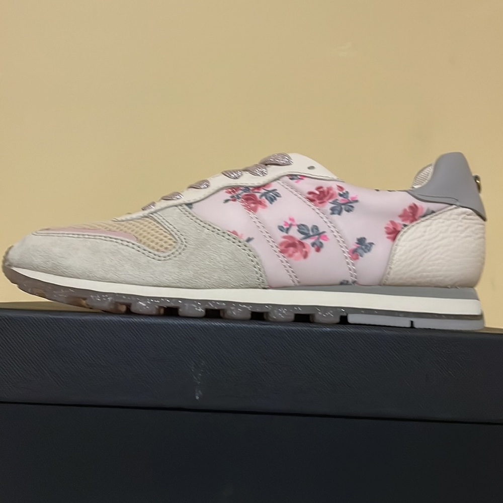 Coach C118 RosePrint MXM Runner Sneakers👌💕